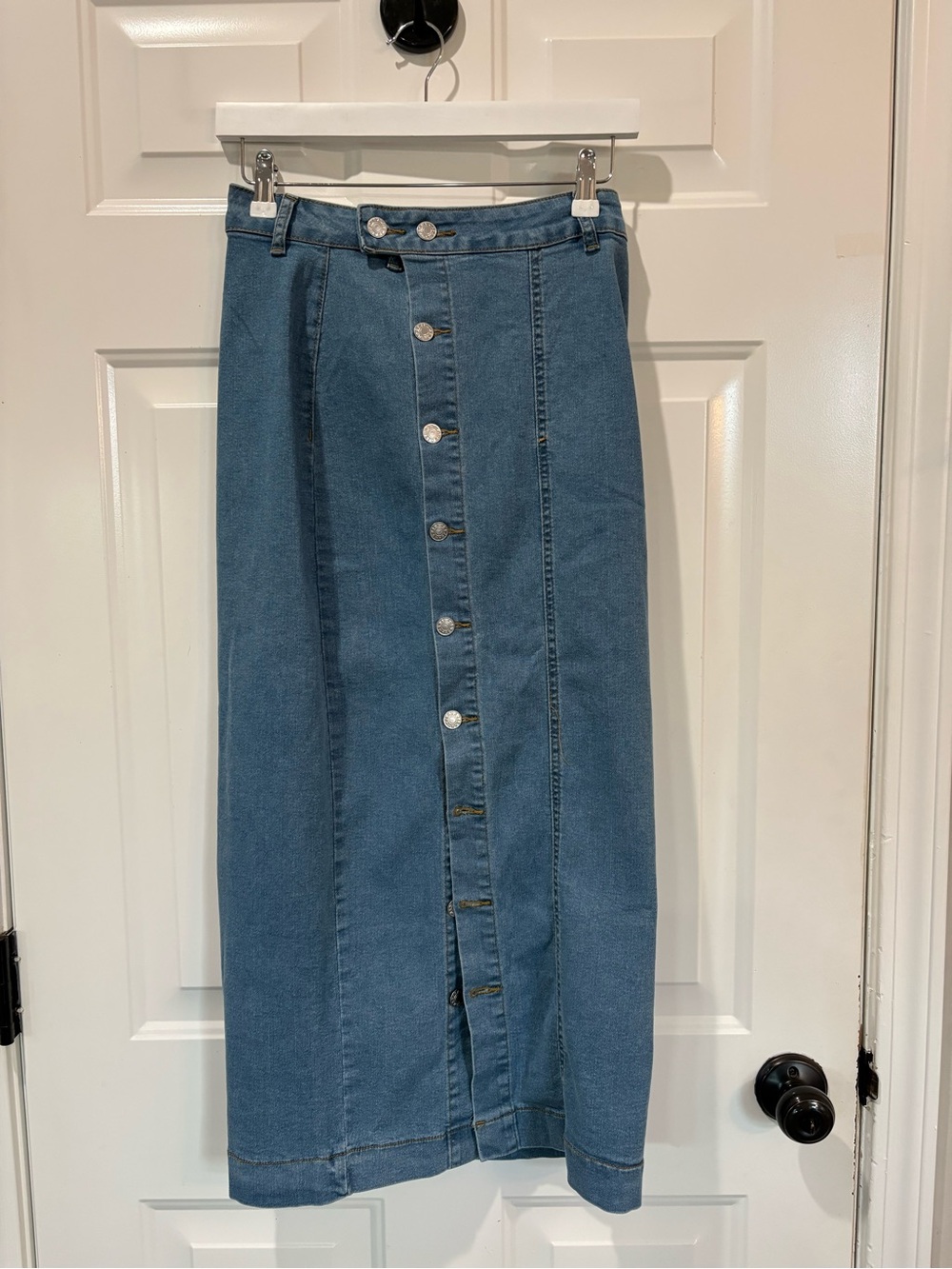Classic Button-Front Denim Maxi Skirt - Blue